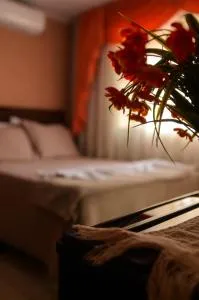 GUI e LU ACOMODAÇOES - Escalvado