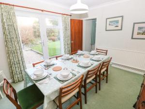 30 Long Shepherds Drive