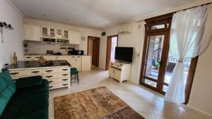 Nevena Summer Apartment by Santa Marina Sozopol