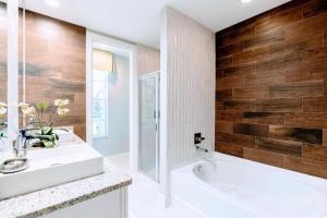 5 Suites DREAM House 5 min to Disney