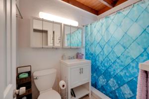 Siren Song - Cozy Marathon Getaway with Garden!