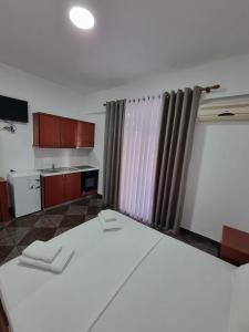 Ideal Apartments & Rooms