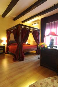 B&B Muro Torto Cairoli - Struttura sanificata giornalmente con prodotti specifici conformi al Decalogo del Ministero Salute - Personale sottoposto a test sierologico periodicamente