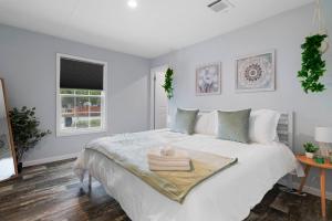 3 King bedrooms - Beautiful New Port Richey