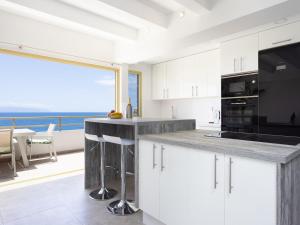 Dúplex Moderno de Lujo con Terraza, Vista al Mar y Wi-Fi 600 mb - ES-279-10