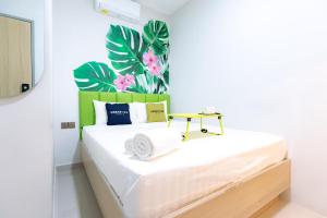 Urbanview Hotel R House Batam by RedDoorz