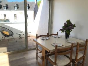 Appartements Comfortable flat in top location near the beach, Audierne : Appartement 2 Chambres