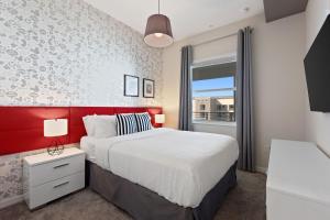 Duck House at Storey Lake by Shine Villas #992 apts