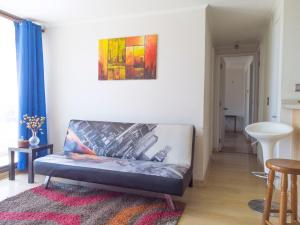 Agradable departamento, frente a la Quinta Vergara