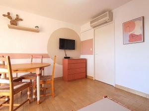 Appartements Belle vue sur port Gruissan et Tour Barberousse : photos des chambres