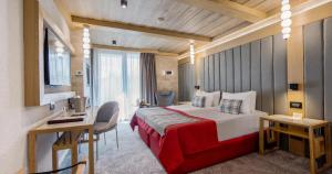 Deluxe Double Room room in Alpin Resort Hotel