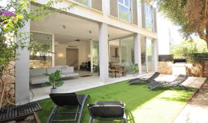 Colonia Sea Holiday