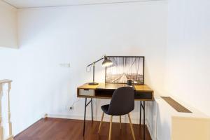 P Sanz 1, 411 by YBH