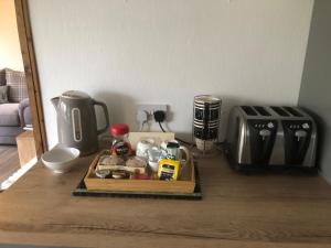 8F Lakeside Lodge Caer Beris Builth Wells - No Tradesman