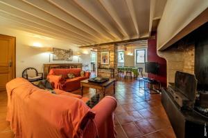 Maisons de vacances MAISON DE CHARME - 250m2 - CALME - JARDIN : photos des chambres