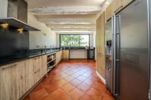 MAISON DE CHARME - 250m2 - CALME - JARDIN