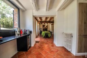 MAISON DE CHARME - 250m2 - CALME - JARDIN