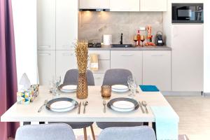 Blue Shell Apartment- Spa & Pool