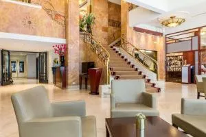 鹿特丹亚特兰大NH酒店 - 艾瑟尔河畔尼沃凯尔克