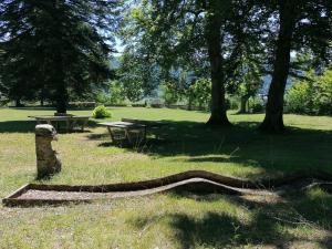 Sejours chez l'habitant Chambre d'hotes dans le domaine du Chateau de Saint-Geoire : photos des chambres