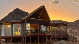 Namib Outpost - Solitaire