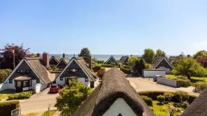 Am-hohen-Ufer-Reetdach-Haus-Strand-Ahoi-131 - 格罗森布罗德