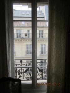 B&B / Chambres d'hotes Bed and Breakfast Paris Centre : photos des chambres