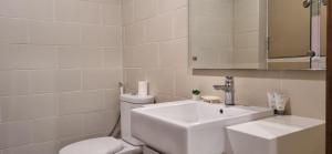 Apt Pejaten Park 1BR Latte w Netflix