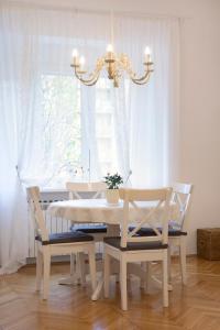 Vedrana-near centre and free garage, electricity for electric cars