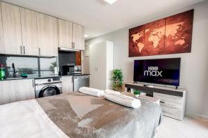 Beachfront Studio with Stunning Sea Views