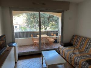 Appartements STUDIO SAINT MANDRIER : photos des chambres