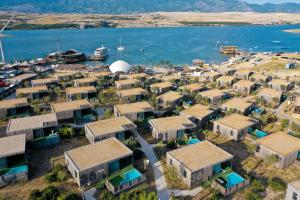 Noa Glamping Resort 