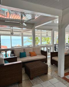 Los Delfines Hotel & Dive Center