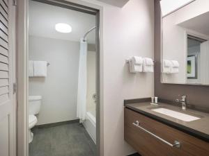 Courtyard Tampa North I-75 Fletcher