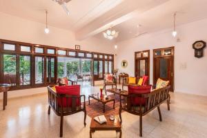 SaffronStays Chikoo Wadi- 3BDR Pet-friendly Villa with Pool in Boisar