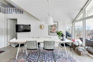 Holiday Home Within Walking Distance To The Water