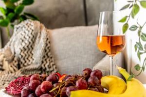 Cosy Nest M&N Condos