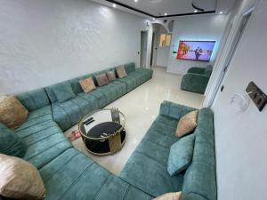 Grande maison moderne à Ajdir Al Hoceima 12 voyageurs Confort & espace garantis