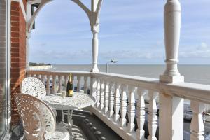 12 Eastern Esplanade, Broadstairs, Kent CT10 1DR, England.