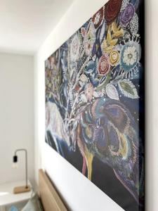 Fresh 2 Bedroom Flat close to City Center Camp Street