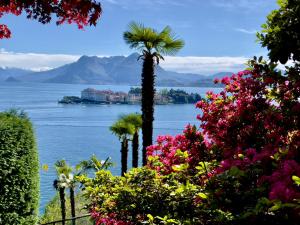 Appartamento vista Lago, giardino spiaggia a Stresa vista Isole Borromee e Golfo Borromeo - STRESAFLAT