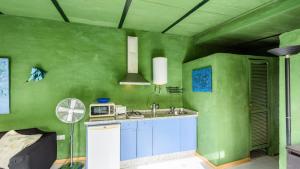 El Pencal Azul Rincón de la Victoria by Ruralidays