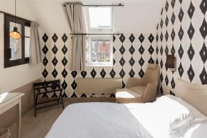 Hotels Cit'Hotel - Hotel Le Cedre : photos des chambres