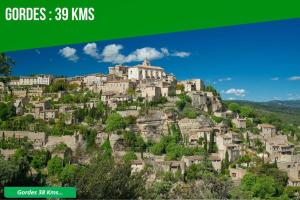 Appartements La Glycine - Parking gratuit - AC CLIM - Cour prive - : photos des chambres