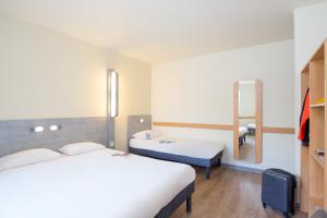 Hotels ibis budget Aubagne Paluds Agora : photos des chambres