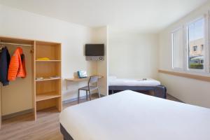 Hotels ibis budget Aubagne Paluds Agora : photos des chambres
