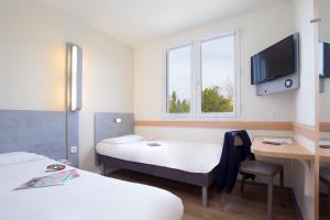 Hotels ibis budget Aubagne Paluds Agora : photos des chambres