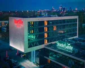 Hotel Sante - 维什库夫