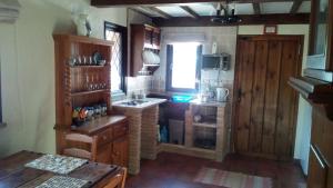 Las Marrojas, secluded Tudor country cottage