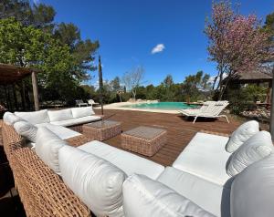 Villas MAGNIFIQUE VILLA*PISCINE PLAGE*JACUZZI*3KM D'AIX*BABYFOOT*PETANQUE : photos des chambres